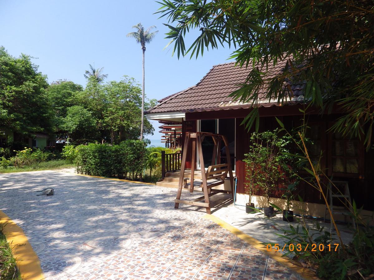 Hotel The Sun Koh Phayam Exterior foto