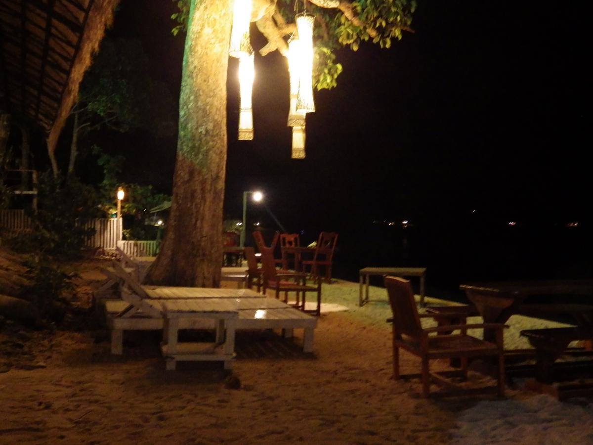 Hotel The Sun Koh Phayam Exterior foto