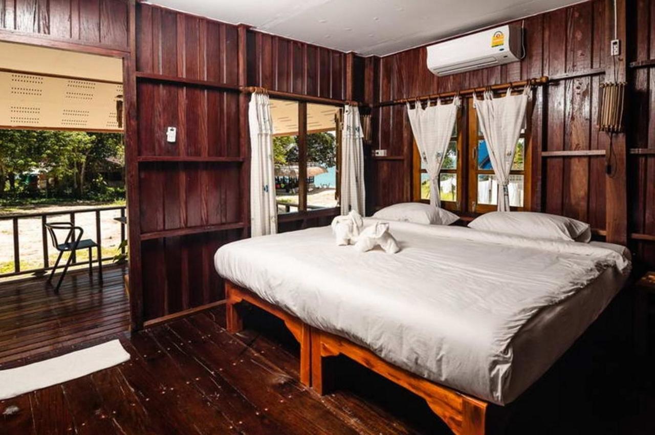 Hotel The Sun Koh Phayam Exterior foto